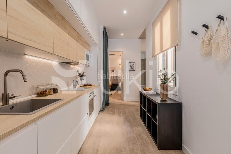 Foto e6825a0e-345d-4140-af42-04bd1b9d1985. Lloguer apartament a Cortes-Huertas Madrid