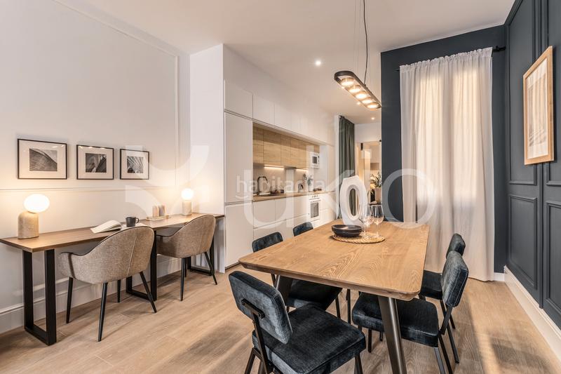 Foto 40fbfaa8-2609-4ef5-ba0a-90704f5e8744. Location appartement dans Cortes-Huertas Madrid