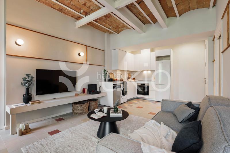 Foto 9dbdaa17-9a40-44dd-bec6-9c32138f7082. Alquiler apartamento  de 2 habitaciones en eixample dreta en Barcelona