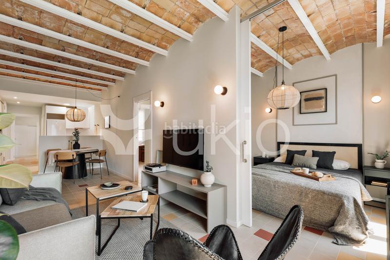 Foto b58fa879-2fd6-448e-aca3-131be1eb2d6f. Alquiler apartamento  de 2 habitaciones con oficina en eixample dreta en Barcelona