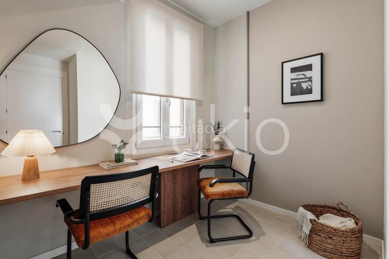 Foto d9bf6718-a32e-4722-9d99-2c6e5e704074. Alquiler apartamento  de 2 habitaciones con oficina en eixample dreta en Barcelona