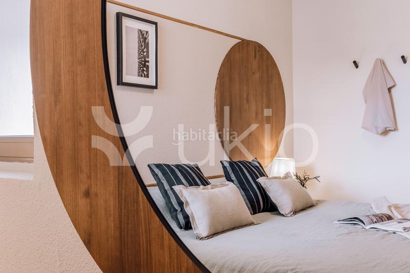 Foto 5323149a-c9da-46cb-a370-2e2934d7b13e. Alquiler apartamento  de 3 habitaciones con terraza en almagro en Madrid