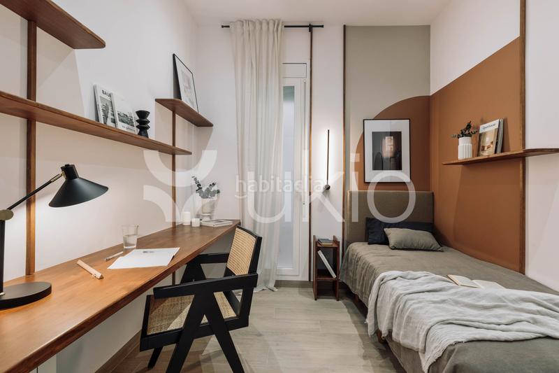 Foto 0467b9ea-3d04-4b16-8f18-de04c9595b7e. Alquiler apartamento  de 3 habitaciones con terraza en eixample esquerra en Barcelona