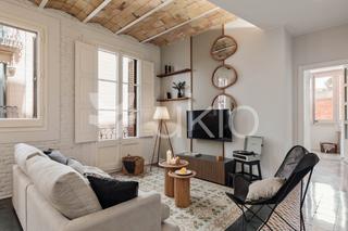 Alquiler Apartamento  Rambla de prat. Apartamento de 2 habitaciones en gràcia