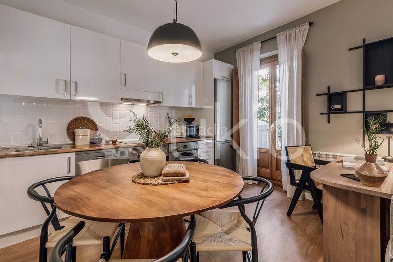 Foto 4b8e17ff-0073-4e6d-ba83-6db79065c9c3. Lloguer apartament amb calefacció a Vallehermoso Madrid