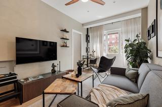 Lloguer Apartament  Avinguda del paral·lel. Apartamento de 2 habitaciones en sant antoni