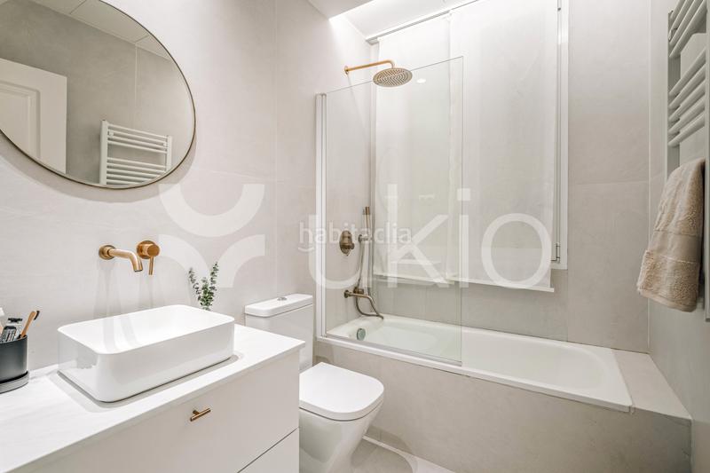 Foto 5b0aa872-ec4a-44cc-a814-06308d238b1e. Alquiler apartamento  de 2 habitaciones en Almagro en Madrid
