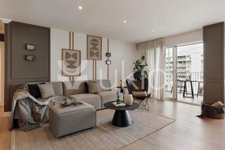Lloguer Apartament  Carrer del marquès de mulhacen. Apartamento de 5 habitaciones con terraza en pedralb