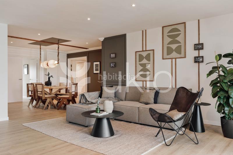 Foto 05c59a38-47bf-4863-b7c4-4a97a6a3a443. Lloguer apartament amb calefacció piscina a Sarrià Barcelona