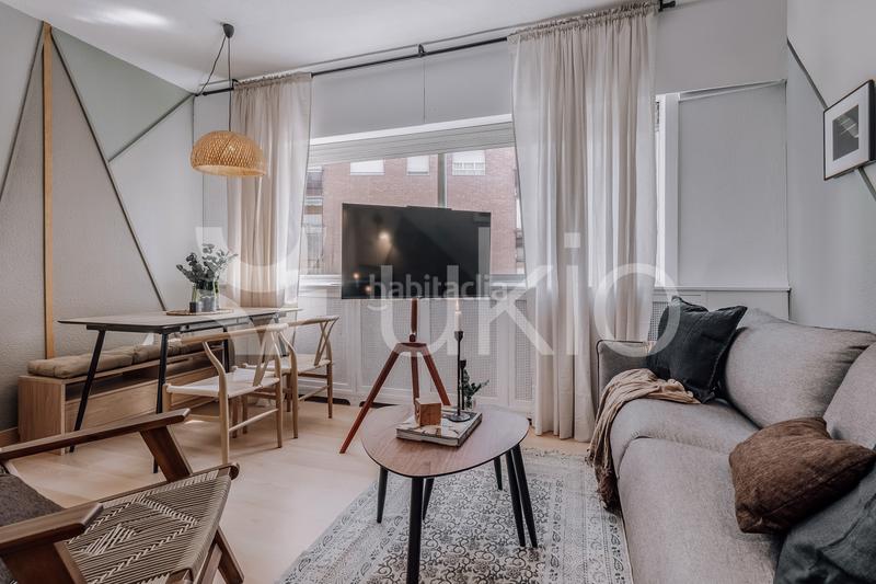 Foto 51b5a387-f588-4c2e-b220-858027cd392e. Lloguer apartament amb calefacció a Hispanoamérica-Bernabéu Madrid