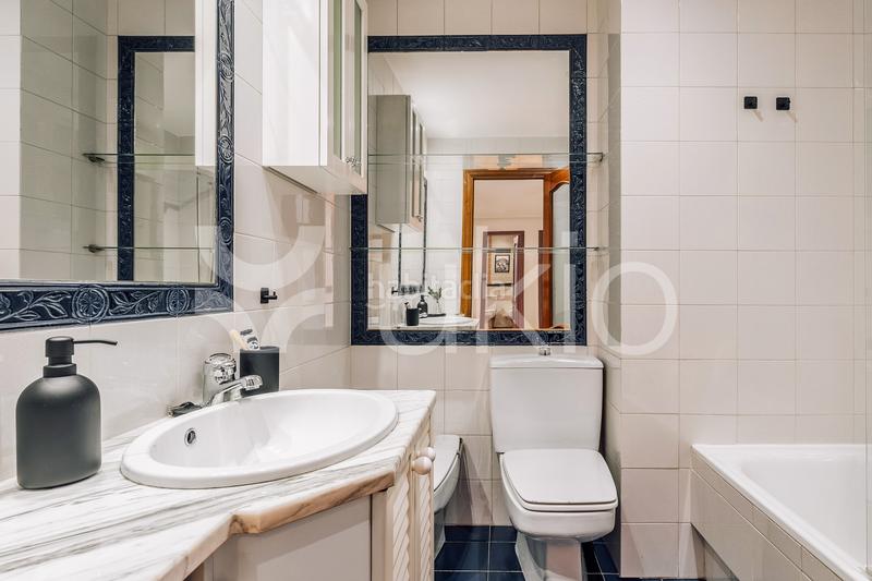 Foto cf69c5f4-c256-47aa-82ee-e6fd031d1484. Rent apartment with heating in Goya Madrid