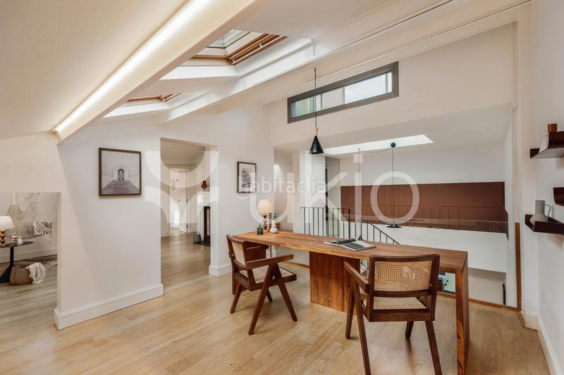 Foto 157e2fc9-6f1b-459b-b302-a5b394089c22. Alquiler apartamento  de 4 habitaciones con terraza en Sarrià en Barcelona
