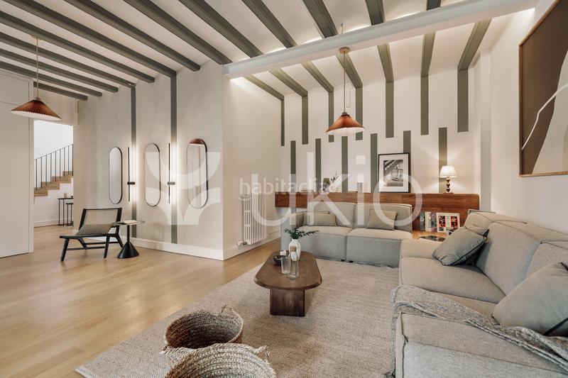 Foto 56e4956c-2d27-429c-b06d-41de5fbd9a2a. Alquiler apartamento  de 4 habitaciones con terraza en Sarrià en Barcelona