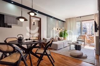 Alquiler Apartamento  Carrer de bailèn. Apartamento de 3 habitaciones y terraza en eixample
