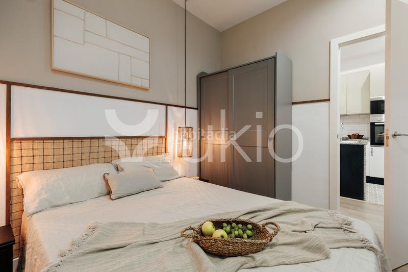 Foto 295f4766-d343-4415-8c16-9184417c5557. Alquiler apartamento  de 2 habitaciones con terraza en Barcelona