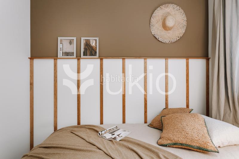 Foto 7e1f10a8-f18e-4d6f-8bb2-d07052328fe1. Alquiler apartamento  de 2 habitaciones con oficina en eixample esquerra en Barcelona