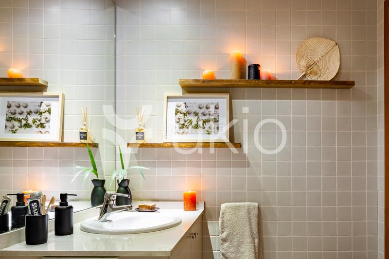 Foto 6ee72a5e-1476-4494-b29d-30d0c3316056. Alquiler apartamento  de 3 dormitorios con balcón en el eixample en Barcelona