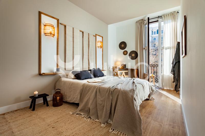Foto b4fc8972-3210-4085-85f9-323fcb46fe63. Alquiler apartamento  de dos dormitorios con balcón en el eixample en Barcelona