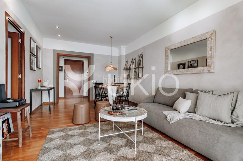 Foto a061499b-11da-4901-98a3-f80e79024c32. Alquiler apartamento  de 2 dormitorios con despacho y terraza en gràcia en Barcelona