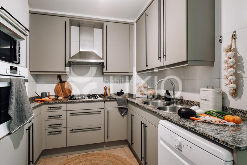 Foto cbe68561-009b-4c4c-aec9-72a49a64fa17. Alquiler apartamento  de 2 dormitorios con despacho y terraza en gràcia en Barcelona