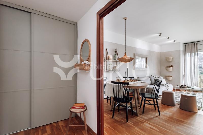 Foto db6b67fc-a0cd-41e9-baaa-ba9c5445b5bc. Alquiler apartamento  de 2 dormitorios con despacho y terraza en gràcia en Barcelona