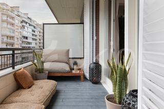 Alquiler Apartamento  Carrer del comte d'urgell. Apartamento de 3 habitaciones con despacho y terraza en eixample