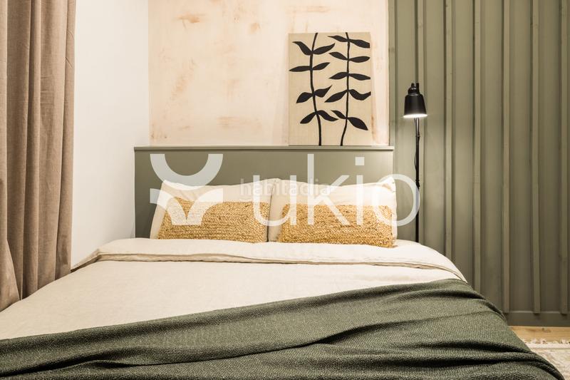 Foto 09bf7ed7-dd88-4d47-adf2-0461a4660d53. Alquiler apartamento  de 3 habitaciones en Vila de Gràcia en Barcelona