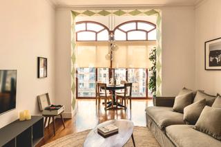 Rent Flat  Carrer de la diputació. Apartamento de 3 habitaciones en calle diputación