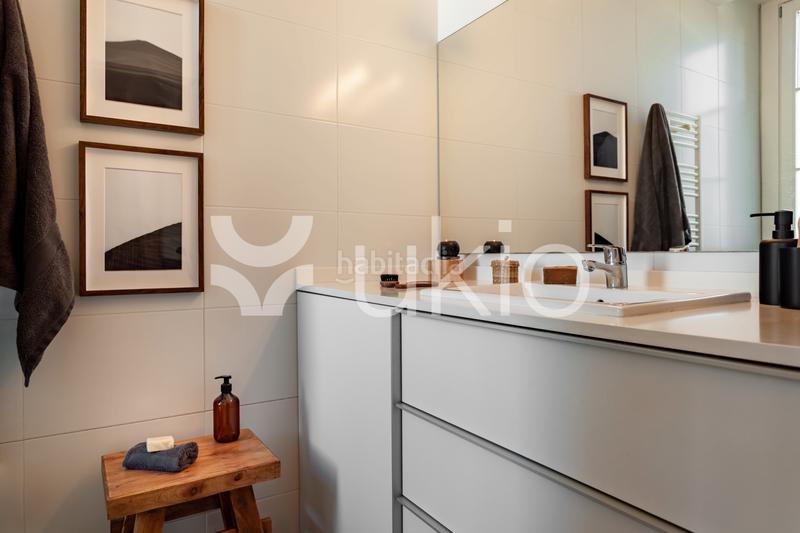 Foto 1ae8477b-6a75-42f8-b85b-872d732e9e06. Rent apartment with heating in Sant Antoni Barcelona