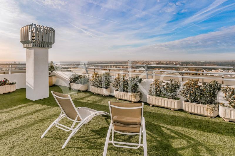 Foto ec768b4a-e57a-43e4-a4d7-7be7c9ee592d. Location appartement avec chauffage dans Argüelles Madrid
