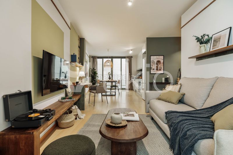 Alquiler Apartamento  Carrer dels mestres casals i martorell. Apartamento de 2 habitaciones en sant pere