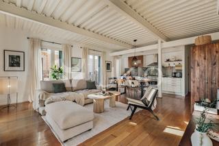 Apartment in Carrer del Baluard