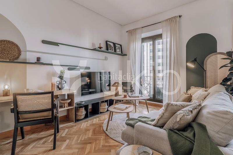 Foto 1ae4c1ba-ab72-43a3-9dad-2ff8061fa869. Miete appartement mit heizung in Universidad-Malasaña Madrid