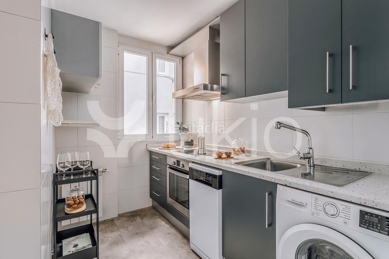 Foto f371dee6-07c0-441d-9c10-c06eac3e1a0f. Miete appartement mit heizung in Universidad-Malasaña Madrid