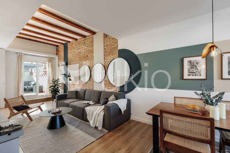 Foto 25245f62-54e3-4507-94d1-d008d116c28f. Alquiler apartamento  de 2 habitaciones con terraza en l'antiga esquerra de l'eixample en Barcelona