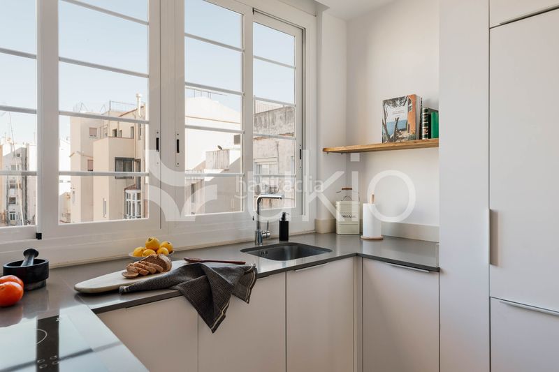 Foto 28d6871a-10a8-41e8-8e8f-eef5c641a76b. Alquiler apartamento  de 2 habitaciones con terraza en l'antiga esquerra de l'eixample en Barcelona