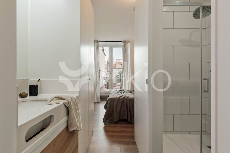 Foto 9807fffd-8ea0-4734-a7ba-578645f42cf4. Alquiler apartamento  de 2 habitaciones con terraza en l'antiga esquerra de l'eixample en Barcelona
