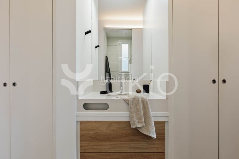 Foto c11345d7-6bdd-44d7-9d21-1cc2ff0dce4f. Alquiler apartamento  de 2 habitaciones con terraza en l'antiga esquerra de l'eixample en Barcelona