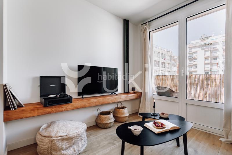 Foto 600a12a6-8f4a-4d85-ad4d-fb65ec2f5a2a. Lloguer apartament amb calefacció a La Nova Esquerra de l´Eixample Barcelona