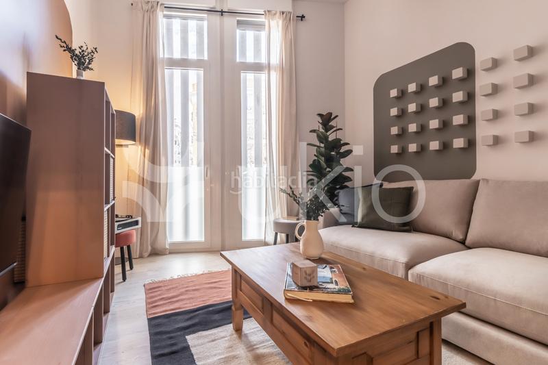 Foto 22c493c7-9772-4b56-b75f-91d0d82e5afa. Rent flat with heating in Vallehermoso Madrid