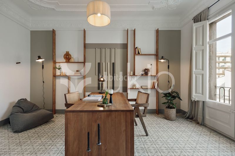 Foto dad3c256-6ddd-429d-8d6d-76d9dd7e4fd4. Alquiler apartamento  de 5 habitaciones con balcon en la dreta de l'eixample en Barcelona