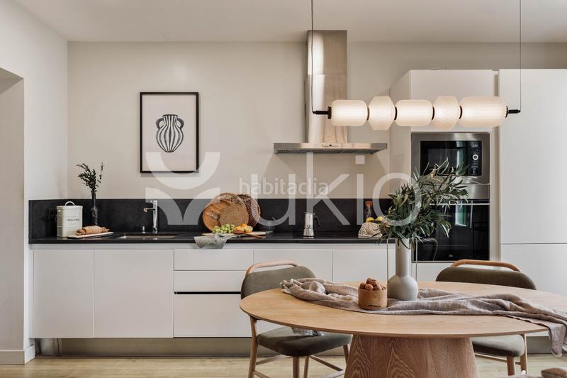Foto 47e125f8-3909-486f-b73c-6331398558ce. Alquiler apartamento  de 2 habitaciones con balcon en la dreta de l'eixample en Barcelona