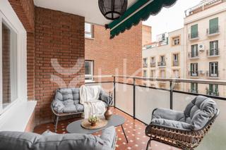 Alquiler Apartamento  Calle de alcántara. Apartamento de 4 habitaciones con terraza en lista