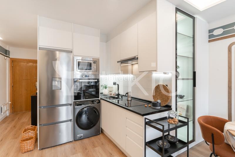 Foto 0d5c446b-9cf2-460c-9183-0ea721f68889. Miete appartement mit heizung in Cuatro Caminos - Azca Madrid