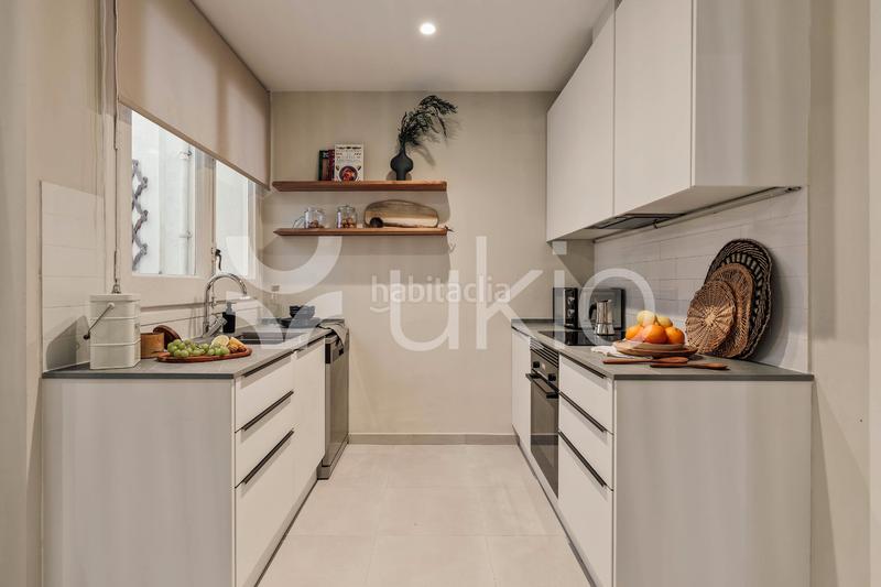 Foto 35a4d2e7-076b-4b39-9801-180bdcec1a96. Alquiler apartamento  de 3 habitaciones con patio en Sant Gervasi - Galvany en Barcelona