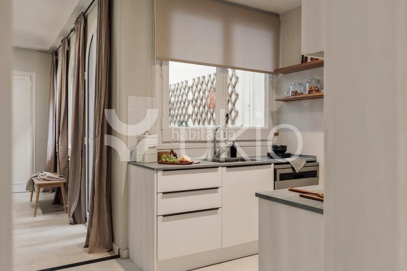 Foto 625641b4-5f37-4199-9bb3-977b3dcd561e. Alquiler apartamento  de 3 habitaciones con patio en Sant Gervasi - Galvany en Barcelona