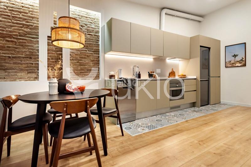 Foto 8c2c1f2b-6388-48ce-8e2d-8dda50b78811. Lloguer apartament amb calefacció a Vila de Gràcia Barcelona