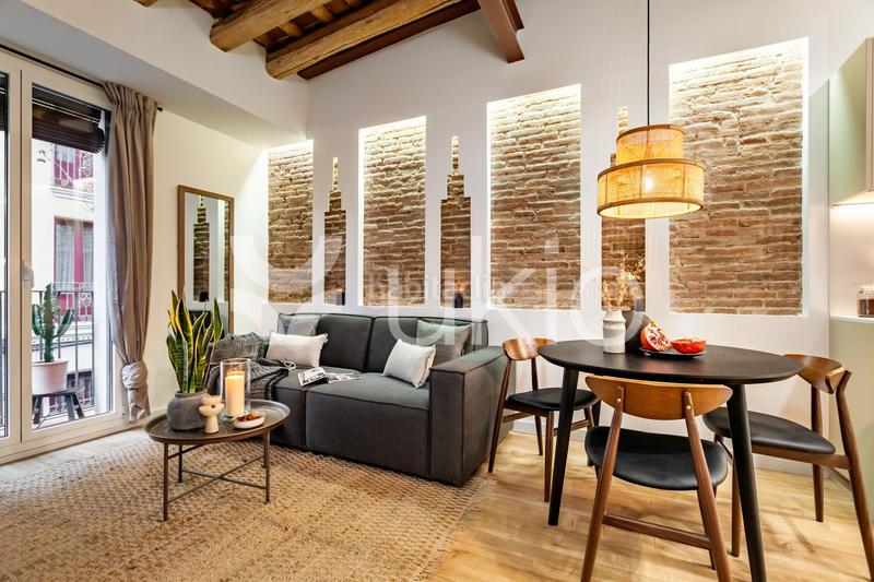 Foto da1c35f4-25e8-4e5d-8356-77862bd1d539. Lloguer apartament amb calefacció a Vila de Gràcia Barcelona