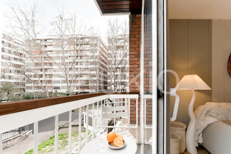 Foto 5cdcaa9a-7c1e-4c91-9b32-b53cc334e372. Rent flat with heating pool in Nueva España Madrid