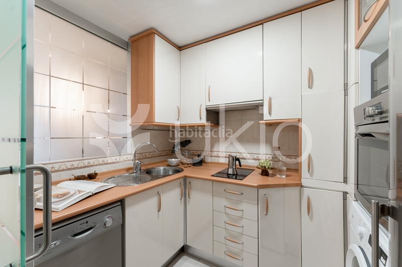 Foto f7bc2b2f-702e-45dc-84b1-a6e29723953d. Rent flat with heating pool in Nueva España Madrid